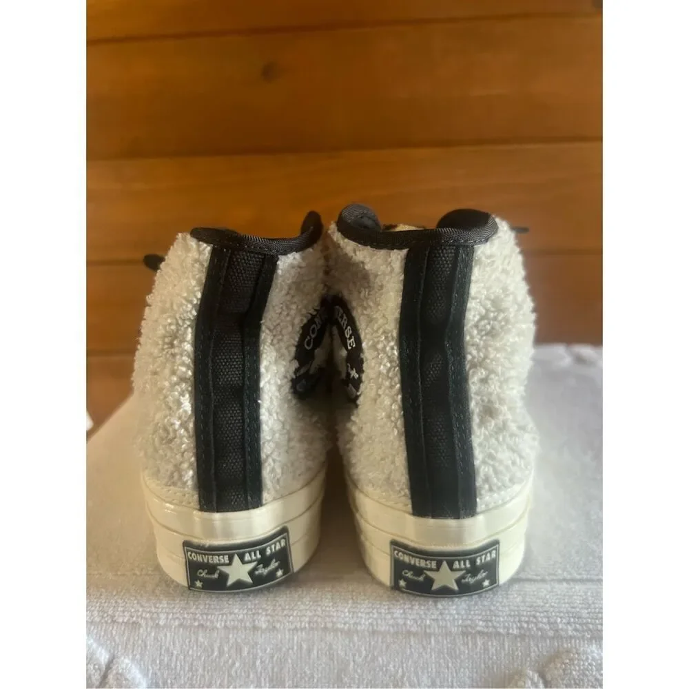 Converse Unisex Chuck Taylor 70 Varsity Hi  Womans Sz 7.5